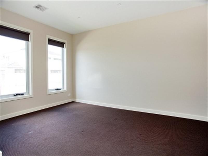 3 Granite Outlook, Epping VIC 3076