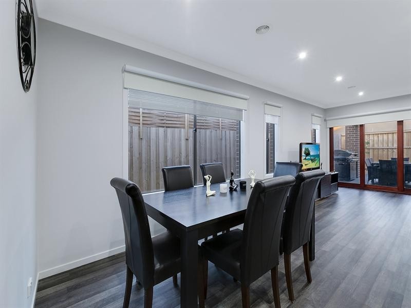 8 Mottled Avenue, Epping VIC 3076