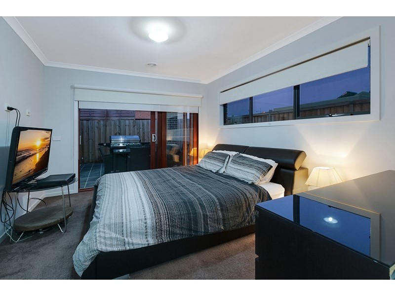 8 Mottled Avenue, Epping VIC 3076