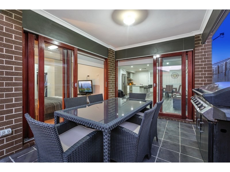 8 Mottled Avenue, Epping VIC 3076