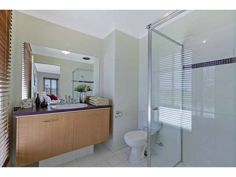 5 Jolly Lane, Mickleham VIC 3064