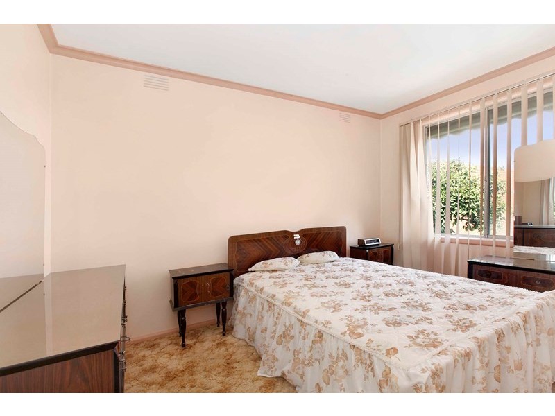 85 Main Street, Thomastown VIC 3074