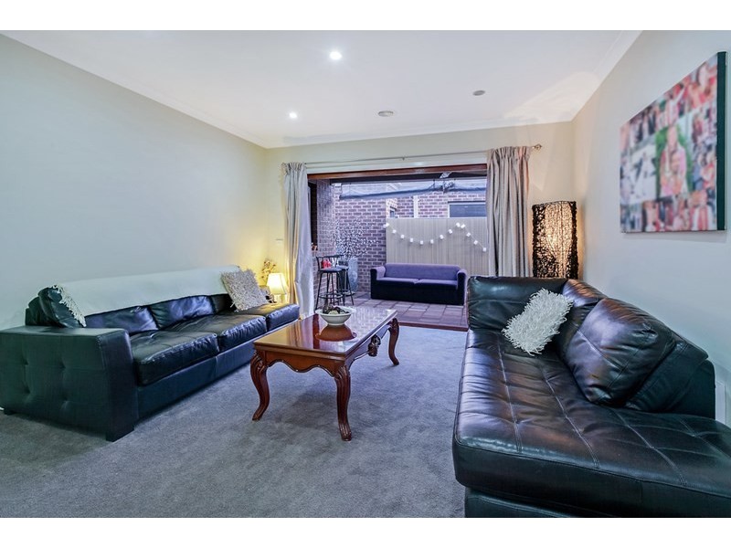 31 Suncroft Drive, Lalor VIC 3075