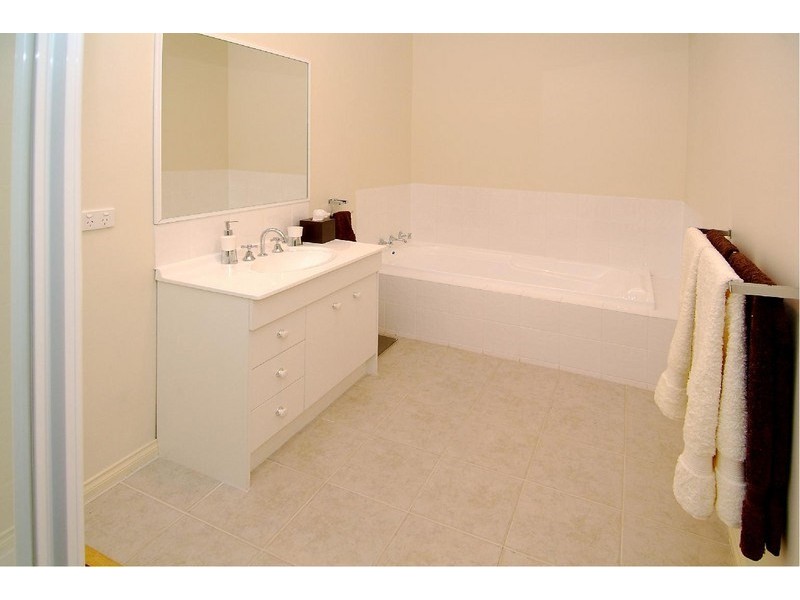 3/65 Pommel Crescent, Epping VIC 3076