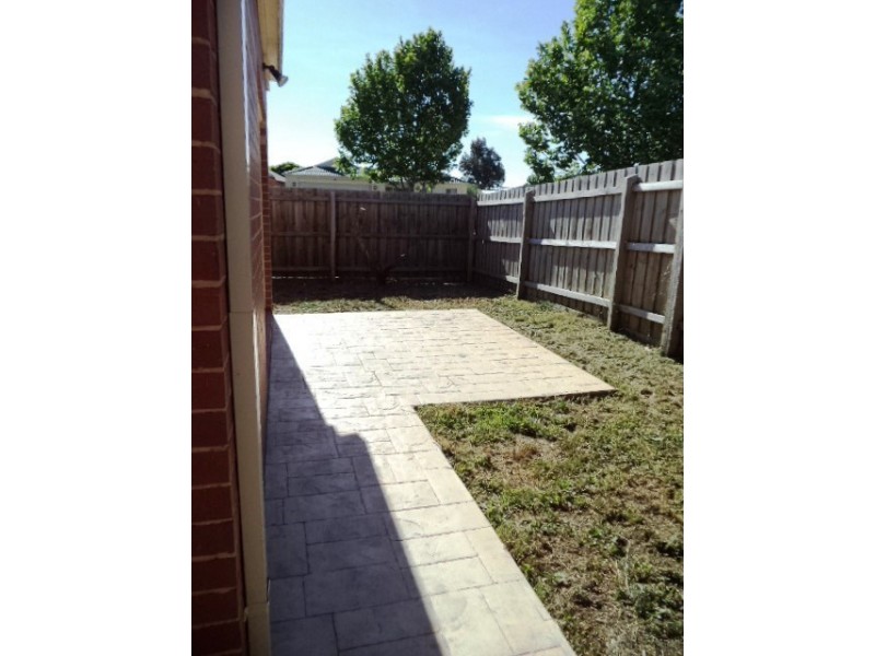 2 St Rafael Place, Whittlesea VIC 3757