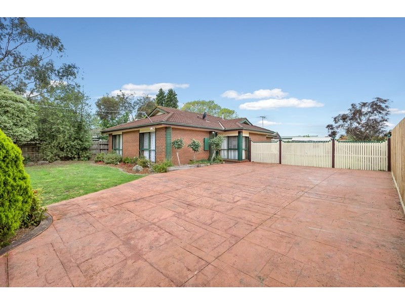 42 Carlisle Drive, Epping VIC 3076