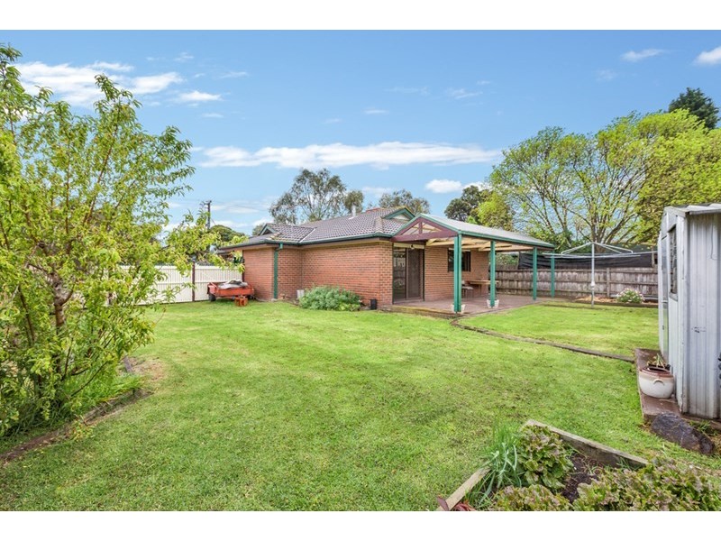 42 Carlisle Drive, Epping VIC 3076