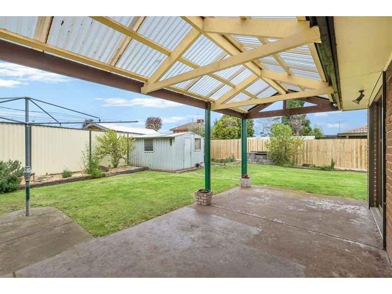 42 Carlisle Drive, Epping VIC 3076