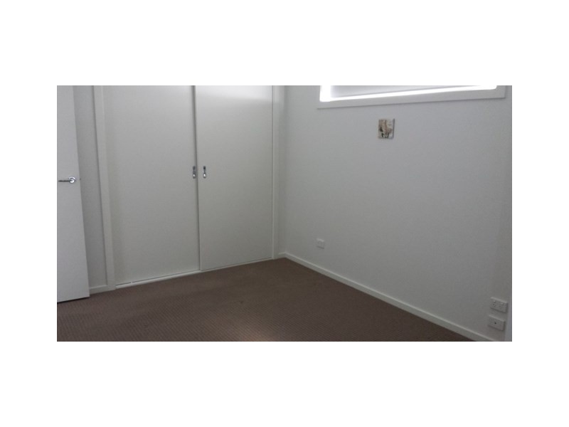 4/39 Ovens Circuit, Whittlesea VIC 3757