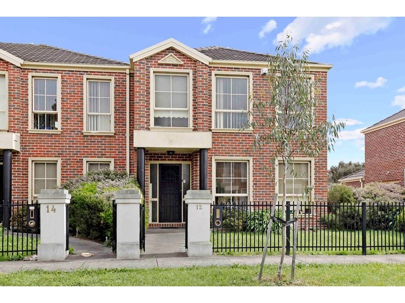 12 Trinity Way, South Morang VIC 3752
