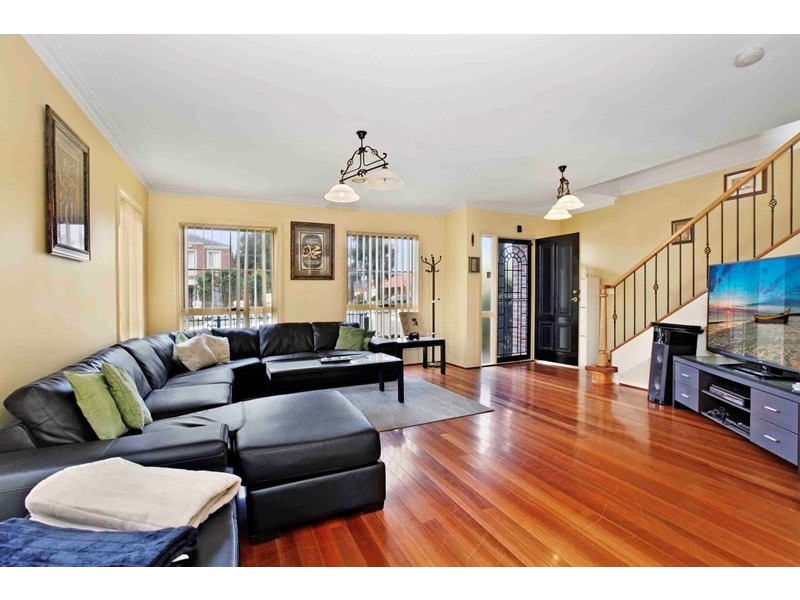 12 Trinity Way, South Morang VIC 3752