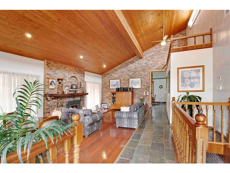 14 Barnard Court, Epping VIC 3076