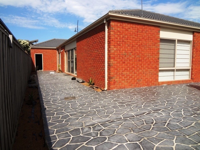 17 Abercrombie Grove, Epping VIC 3076