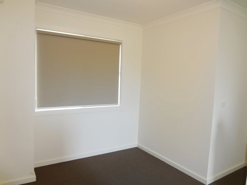 2/35 Lydgate Terrace, Epping VIC 3076