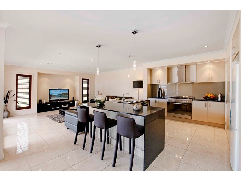 16 Chigwell Street, Epping VIC 3076