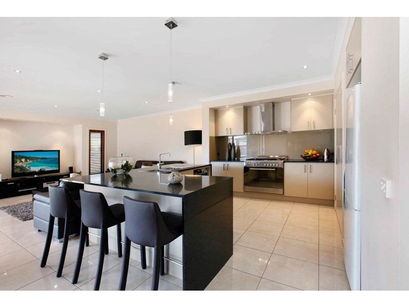 16 Chigwell Street, Epping VIC 3076