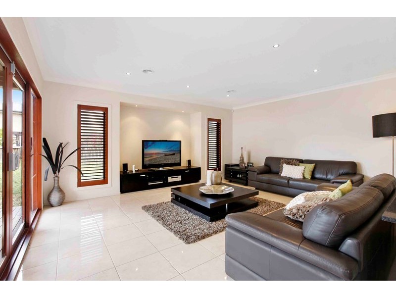 16 Chigwell Street, Epping VIC 3076