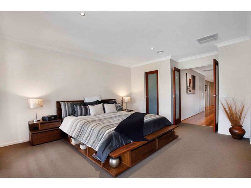 16 Chigwell Street, Epping VIC 3076