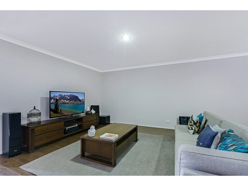31 Pine Park Drive, Epping VIC 3076