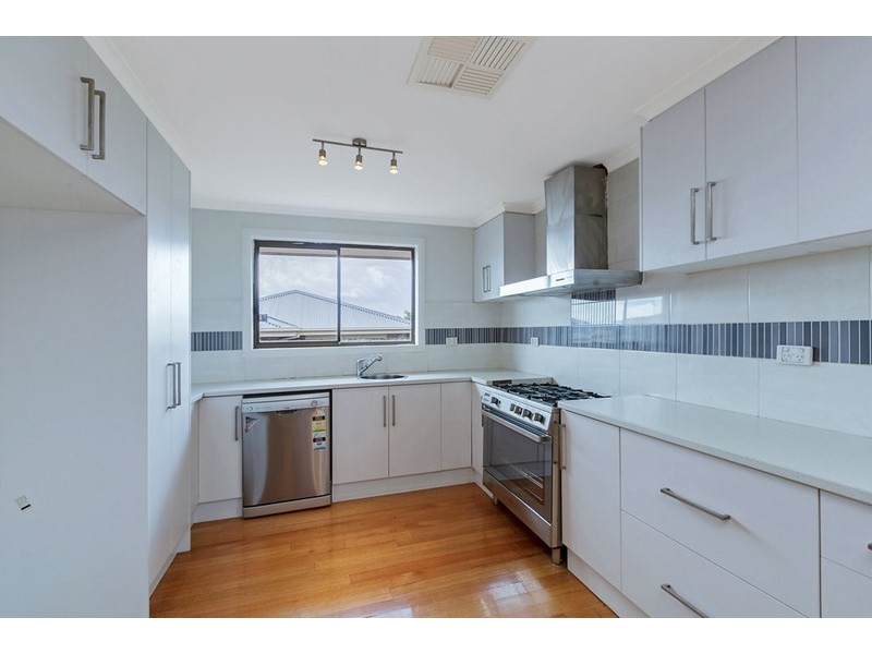 4/42 Davisson Street, Epping VIC 3076