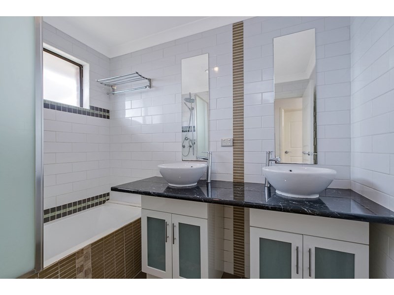 4/42 Davisson Street, Epping VIC 3076