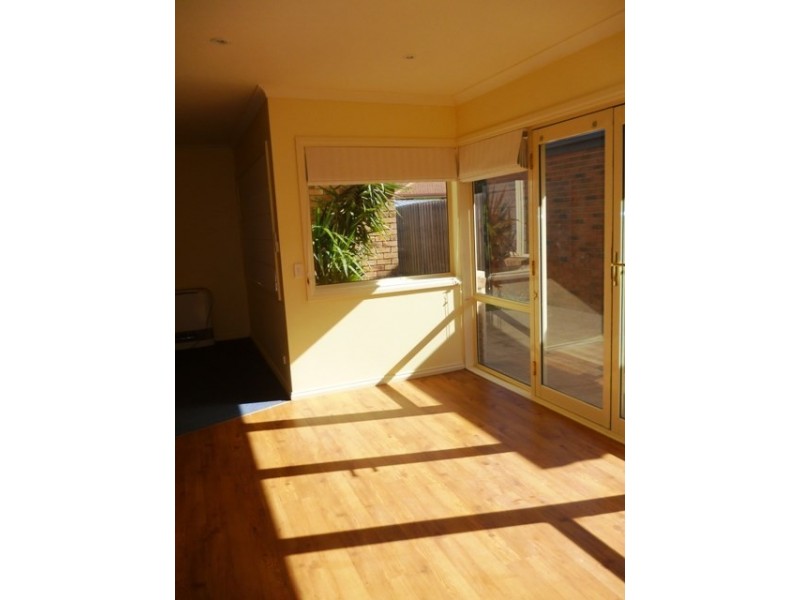 3 Lyrebird Walk, Whittlesea VIC 3757