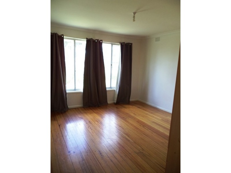 37 Talbot Avenue, Thomastown VIC 3074