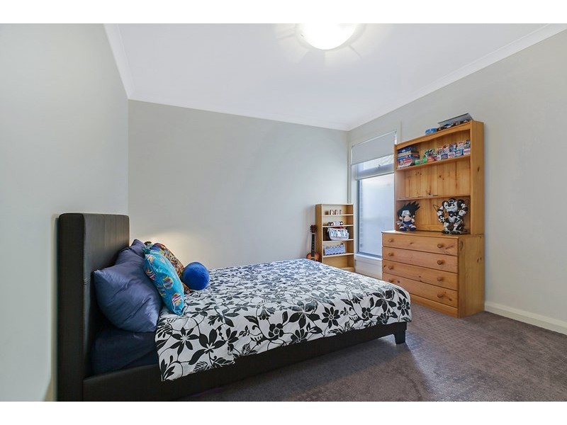 21 Knoll Walk, Epping VIC 3076