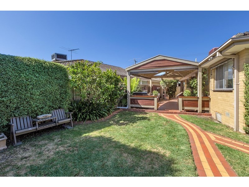 7 Peppercorn Parade, Epping VIC 3076