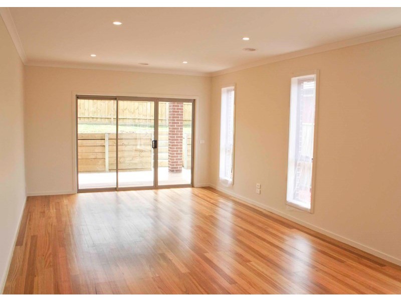 10 Freedom Street, Doreen VIC 3754