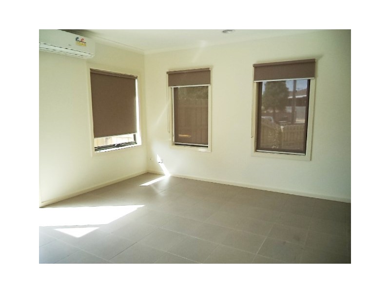 1/13 Bali Place, Lalor VIC 3075