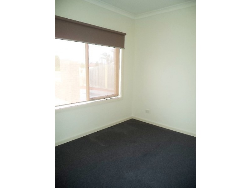 1/13 Bali Place, Lalor VIC 3075
