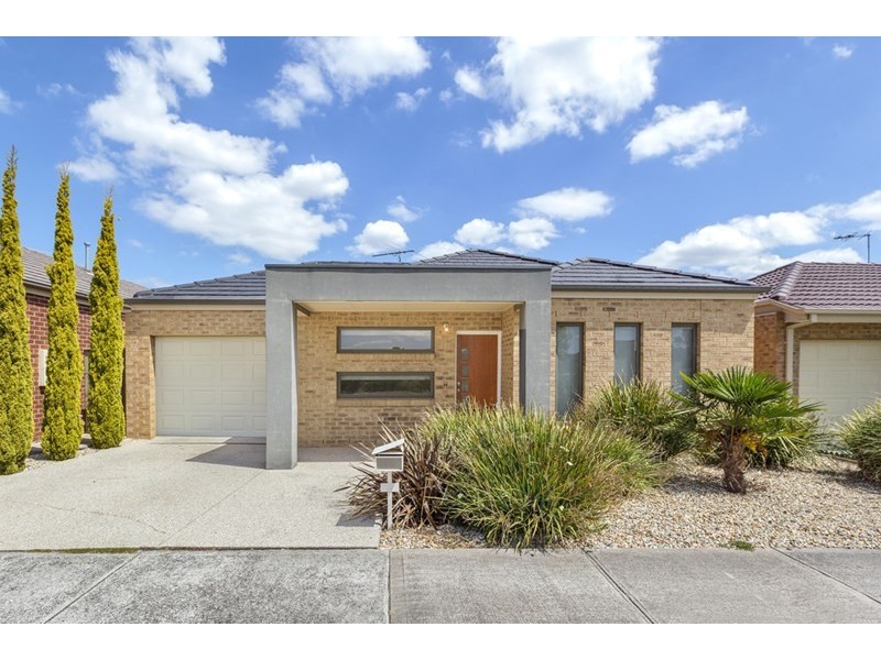 10 Alhambra Drive, Epping VIC 3076