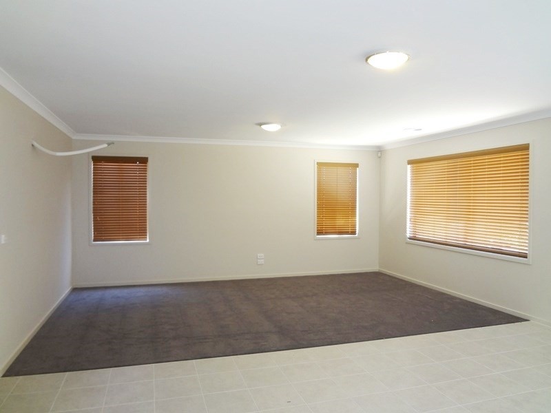 26 (Lot 49) Salerno Crescent, Doreen VIC 3754