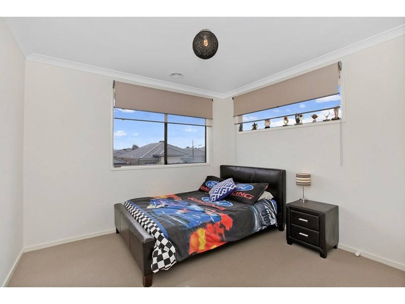 24 Grandstand Way, Epping VIC 3076