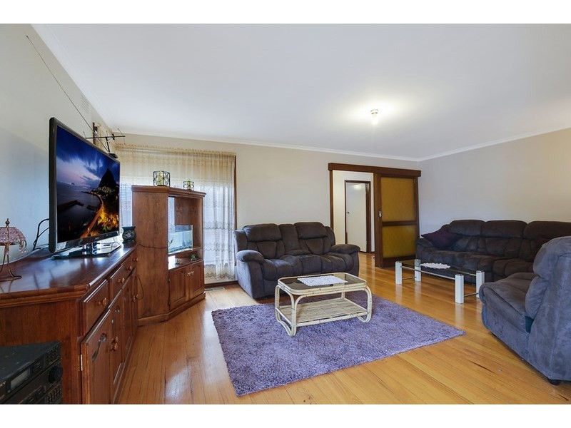 14 Holroyd Drive, Epping VIC 3076