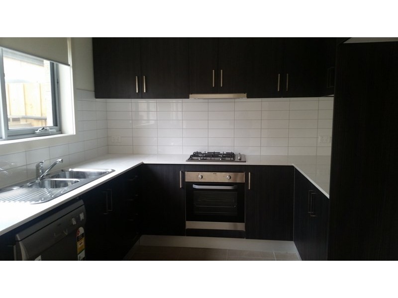 32 Lawn Walk, Mernda VIC 3754