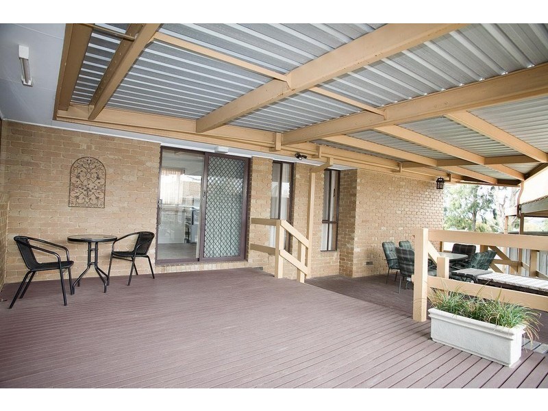 27 Tonelli Crescent, Mill Park VIC 3082