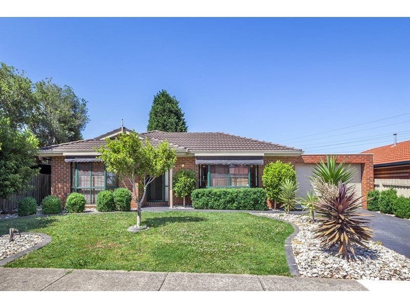 82 Hawkes Drive, Mill Park VIC 3082