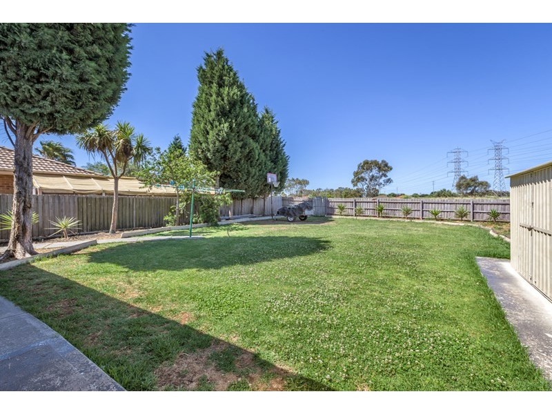 82 Hawkes Drive, Mill Park VIC 3082