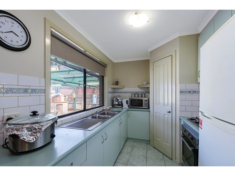 82 Hawkes Drive, Mill Park VIC 3082