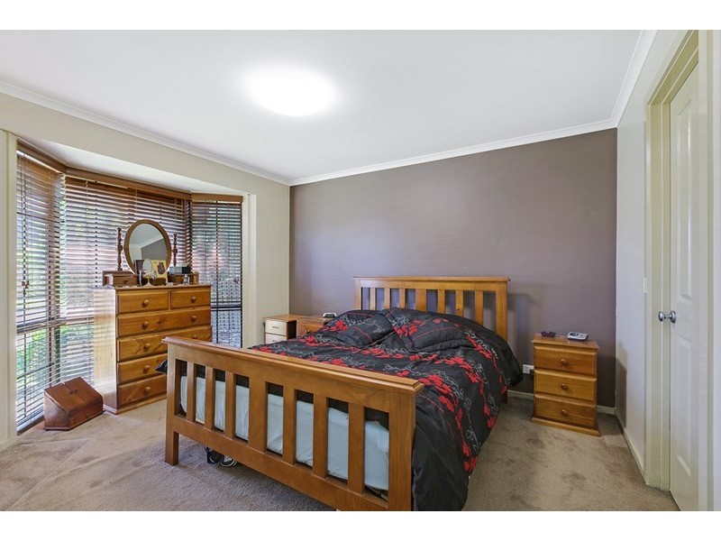 82 Hawkes Drive, Mill Park VIC 3082