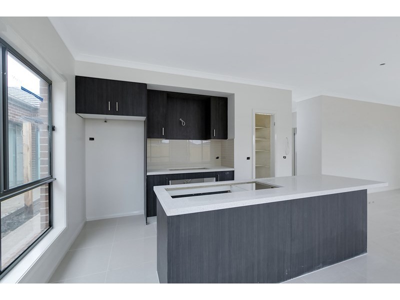 34 Beresford Road, Wollert VIC 3750