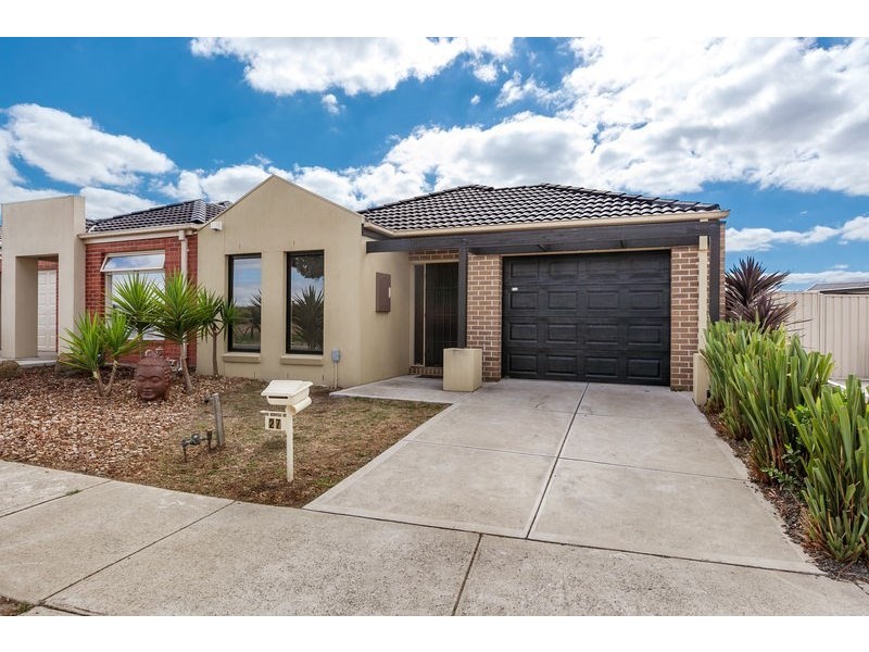 27 Shaftesbury Drive, Epping VIC 3076