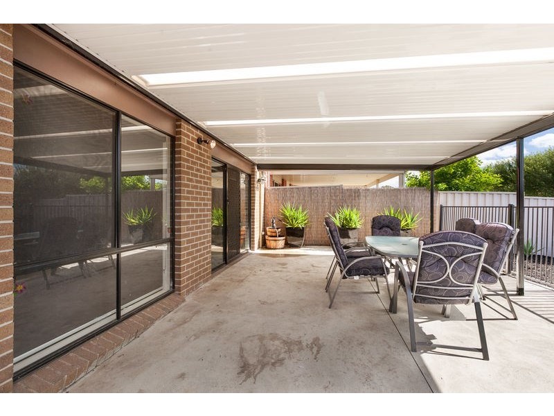 27 Shaftesbury Drive, Epping VIC 3076