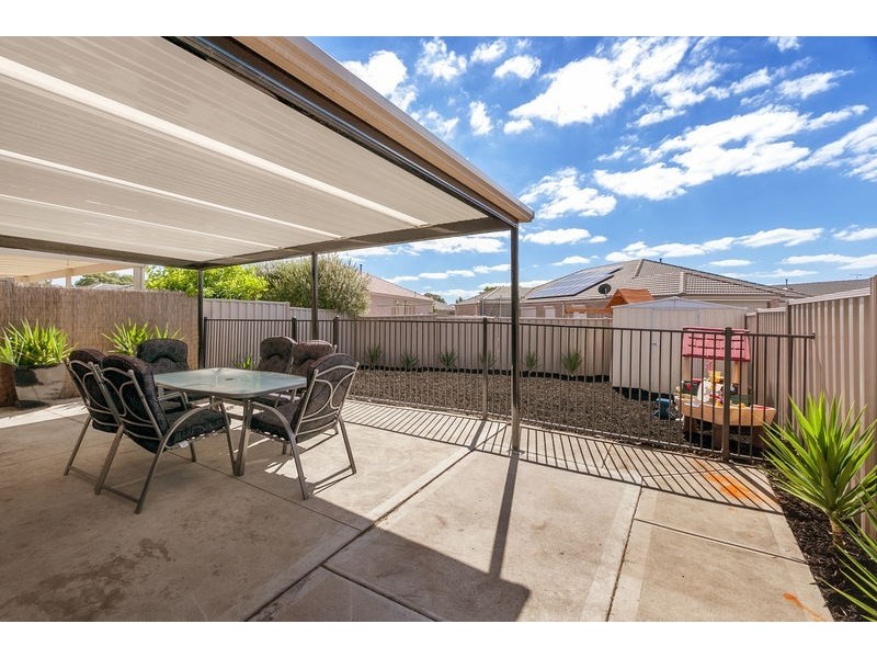 27 Shaftesbury Drive, Epping VIC 3076