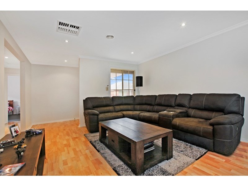 4/16 Rufus Street, Epping VIC 3076