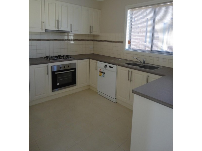 1 Jindabyne Avenue, South Morang VIC 3752