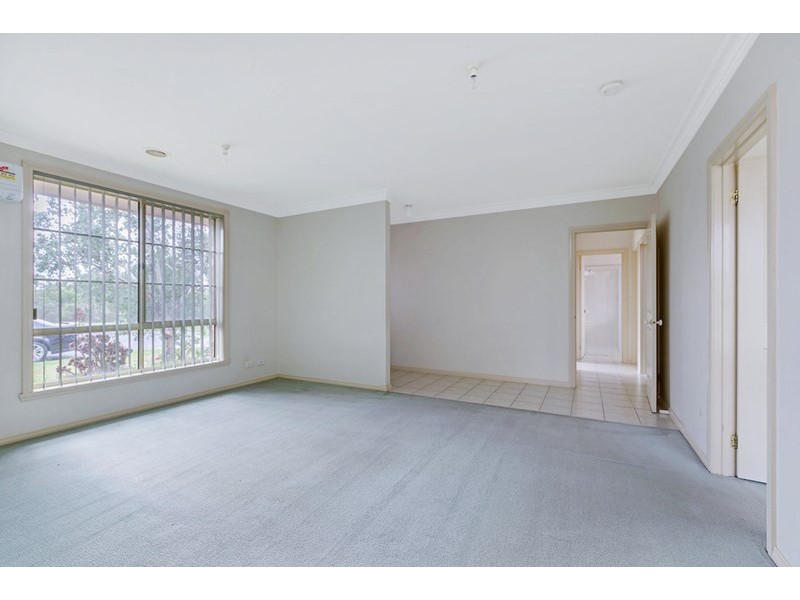 8/5 Houston Street, Epping VIC 3076