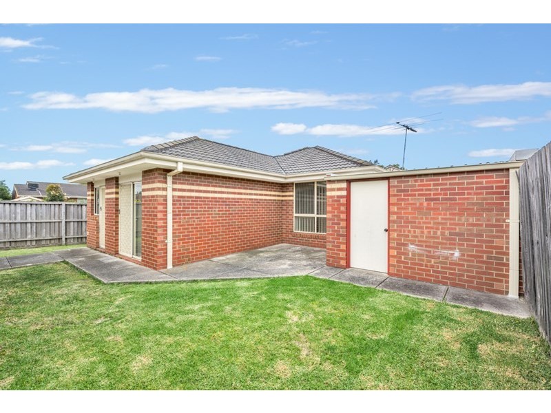 8/5 Houston Street, Epping VIC 3076